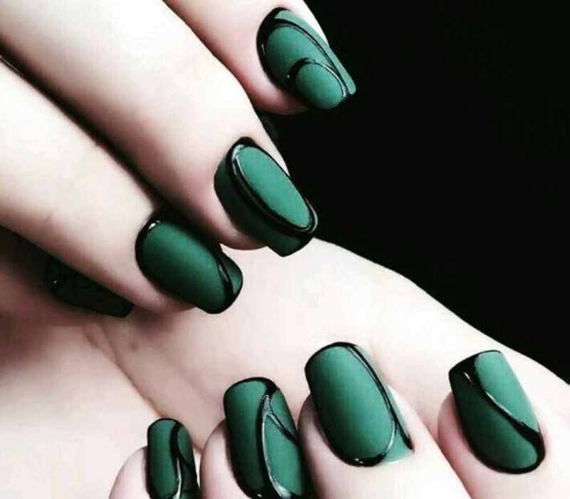 Deep Emerald Green Nails